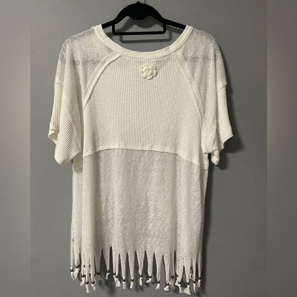 NWOT POL Fringe Hem Semi Sheer White Top. Size Small - Picture 2 of 6